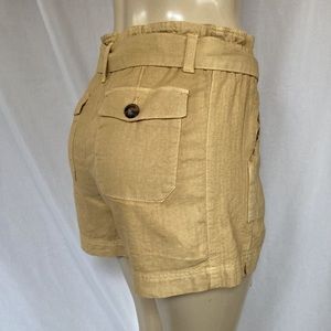CLEARANCE DEMOCRACY Paperbag Elastic Waist Linen Blend Short Sz 6 Belt Gold NWOT